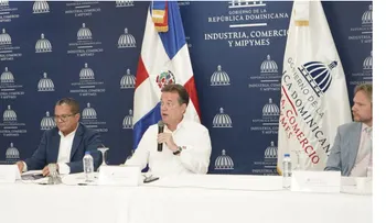 Aprueban instalación de 13 nuevas empresas de zonas francas
