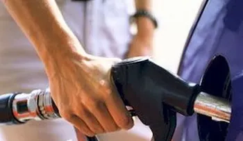 Precios de combustibles aumentan entre RD$2.00 y RD$2.40