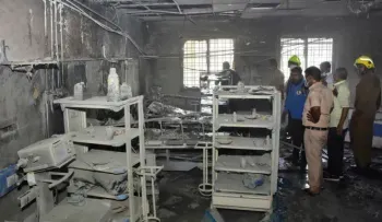 Mueren cuatro bebés en un incendio en un hospital infanti en la India