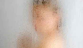¿Está bien andar desnudo enfrente de tus hijos?