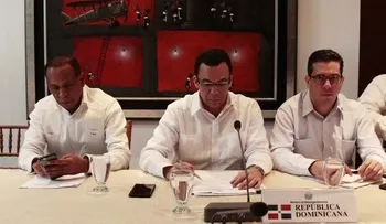 Navarro trata situación migratoria de región con cancilleres de Centroamérica