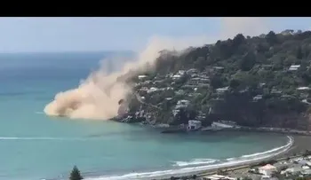 Un acantilado se desprende en Nueva Zelanda tras un sismo de 5,7 (VIDEO)
