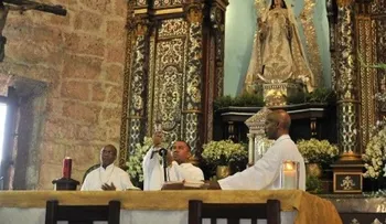 Sacerdote dice la República Dominicana es un país a quien le han sacado las tinajas