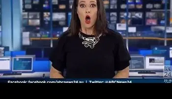 "Pillan" a una presentadora de noticias en las nubes