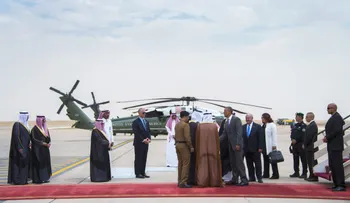 Saudíes desairan a Obama durante llegada a Riad en medio de crecientes tensiones