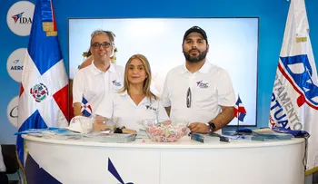 IDAC promueve a RD en feria de Oshkosh, Wisconsin, como el próximo gran destino de la aviación privada en América Latina