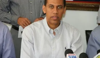 Guido pide RD$50 millones por agresión durante convención