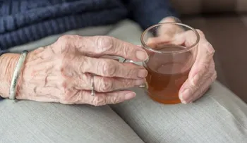 Revelan el secreto que tenían escondido: 7 remedios para la artritis en las manos. ¡Pruébalos!