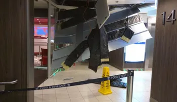 Royal Caribbean se disculpa por crucero que tuvo que navegar en una peligrosa tormenta