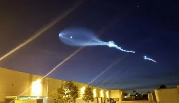 El extraño fenómeno que se vio en el cielo era un cohete de SpaceX