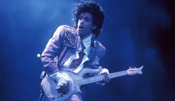 Prince tenía un medicamento opioide con él cuando murió