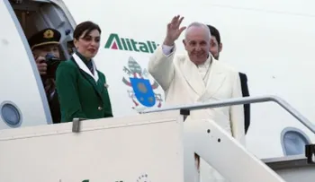 El papa llegó a Roma tras realizar su viaje pastoral en México