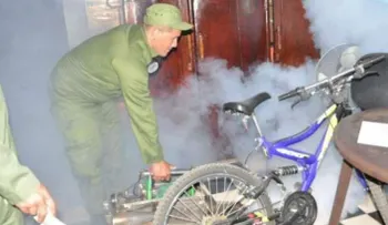 Raúl Castro moviliza a 9.000 militares para combatir al mosquito del zika