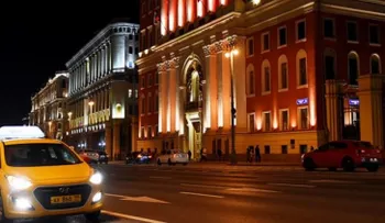Un taxista duró 8 horas esperando a una pasajera para devolverle su cartera: "me estoy congelando" le dijo el hombre