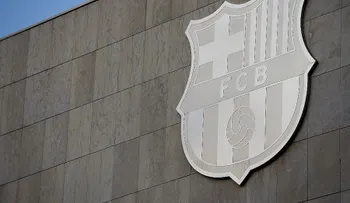El Barcelona rescinde contrato a un jugador por tuits ofensivos