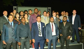 Lanzan â??El Béisbol está Contigoâ?