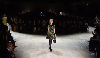 Burberry, a la cabeza de la revolución de la pasarela para ayudar a los compradores ansiosos
