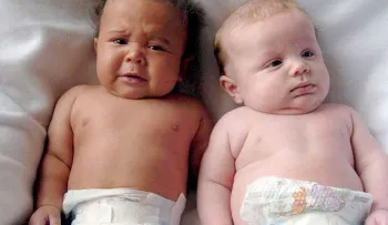 Insólito: Ella dio a luz gemelos de diferentes padres