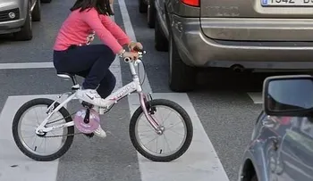 Niña de 12 años corre 16 kilómetros de más por error en NY