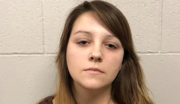 Acusan a madre de Alaska de asesinar a sus bebés tras buscar en Internet "formas de asfixiar"