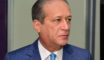 Reinaldo se somete a cirugía de esófago y "salió bien de operación"