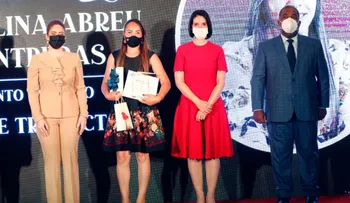 Gobierno reconoce trayectoria de trabajo de trece mujeres dominicanas