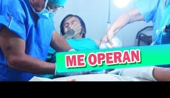 El hombre que perdió lo testículo en un juego llamado "Beso o patata..." 