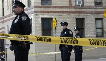 NY: Arrojan a una bebé por la ventana; es 3ra vez en 3 meses