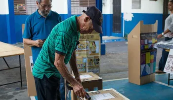 Más de seis millones de dominicanos eligen a su presidente