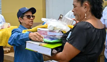 Voluntariado Banreservas asiste a familias afectadas por inundaciones en varias provincias