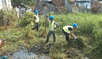CAASD inicia trabajo de saneamiento de cañada en La Ciénaga