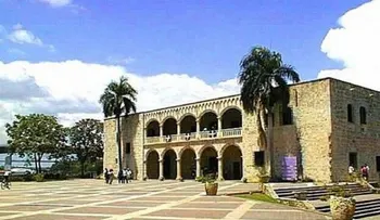 Aumento de turistas beneficiarán a comerciantes de la Ciudad Colonial