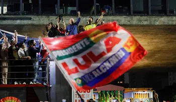 Lula remonta en el balotaje brasileño: participación récord, menos votos nulos y el termómetro de Minas Gerais