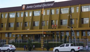 JCE da un plazo al PRM hasta el 1ro de mayo para que complete boleta de diputados en DN