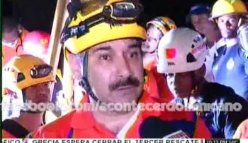 Reportera reacciona extraña en caso de obrero caído en pozo