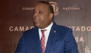 Diputado Luis Henríquez llama autoridades de la UASD respetar derecho a docencia  