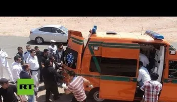 Al menos 235 muertos y 120 heridos en un atentado en Egito
