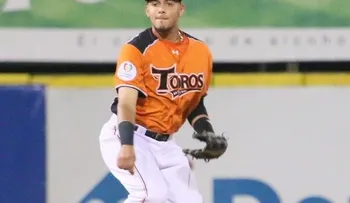 Edwar Cabrera abusa de Leones; AC vencen a EO