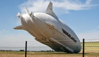 La aeronave más grande del mundo se estrelló