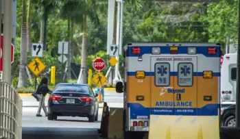 Un niño de 3 años muere por el calor dentro de un auto en Florida