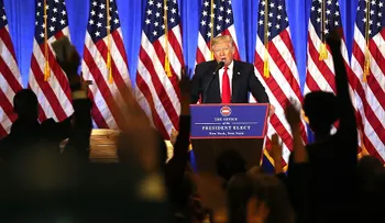 Trump dice que ya están trabajando en permisos para construir el muro fronterizo