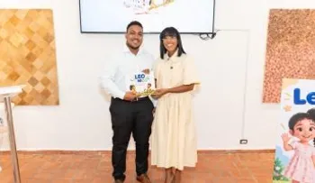 Dra. Liddy Kiaty Figueroa presenta en Altos de Chavón su método de lectoescritura «Leo y Nico»
