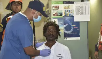 Heinz quiere regalarle un barco a un náufrago que sobrevivió con kétchup