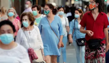 EEUU registra aumento casos COVID, a pocos días de la Acción de Gracias