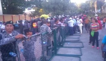 Policía impide nueva vez protesta frente a la OISOE