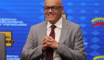 Gobierno venezolano dice que los atacantes detenidos querían "volar" la Presidencia
