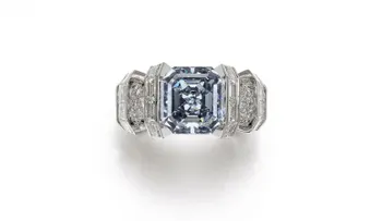Este inusual diamante azul podría venderse esta semana por 25 millones de dólares