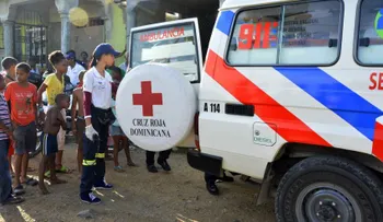 911 brinda asistencia a joven herido en accidente