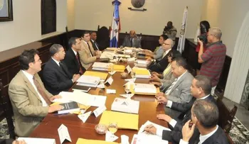 Expertos explican sentencia del Tribunal Constitucional sobre nacionalidad