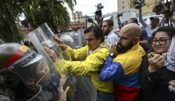EEEU y Rusia que no metan sus narices: Dejen a los venezolanos decidir su futuro 